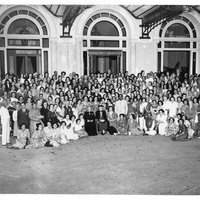 [Maria Montessori surrounded by participants at the International Montessori Congress on the theme <em data-end='"146"' data-start='"99"'>The Education of Man for World Reconstruction</em>, San Remo, 22–29 August 1949. To her left, Marchesa Maria Maraini Guerrieri Gonzaga, friend and supporter of Montessori’s work, followed by Maria de Unterrichter Jervolino, President of the ONM] – ONM Archive.$$$501