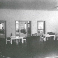 View from the activity room into the lobby and dining room [Montessori Children's House on Koldingsstrasse in Altona, 1928] - T. Müller, R. Schneider, <em>Lehrmaterialien 1913-1935. Möbel und Architektur. Techning Meterials 1913-1935. Furniture and Architecture</em>, München, Prestel Verlag, 2002, p.66$$$419