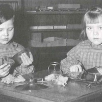 Vita pratica Educating children to be independent through self-directed activity is one of the most important goals of Montessori education. Here two children are cleaning instruments. They have put on sleeve protectors, fetched the cleaning materials and remembered to cover the table to protect it. Montessori nursery, Berlin-Tem-pelhof, 1955 -T. Müller, R. Schneider, <em>Lehrmaterialien 1913-1935. Möbel und Architektur. Techning Meterials 1913-1935. Furniture and Architecture</em>, München, Prestel Verlag, 2002, p.80$$$421
