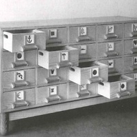 Historical photograph of the cabinet [anni 20] - T. Müller, R. Schneider, <em>Lehrmaterialien 1913-1935. Möbel und Architektur. Techning Meterials 1913-1935. Furniture and Architecture</em>, München, Prestel Verlag, 2002, p.69$$$394