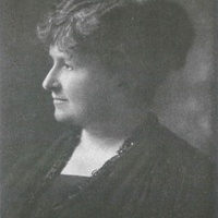 Portrait of Maria Montessori, before 1923 - T. Müller, R. Schneid<em>er, Lehrmaterialien 1913-1935. Möbel und Architektur. Techning Meterials 1913-1935. Furniture and Architecture</em>, München, Prestel Verlag, 2002, p.16.$$$365