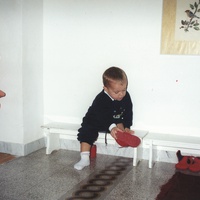 [Towards the conquest of independence, Montessori Micronido run by the ONM in agreement with the Municipality of Rome, Via Nomentana 56, first decade of the 2000s] – ONM Archive.$$$515