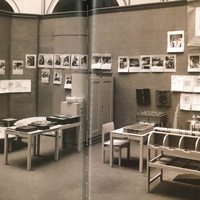 Montessori exhibition accompanying the Congress on Early Childhood held in Berlin, 1932 - T. Müller, R. Schneider, <em>Lehrmaterialien 1913-1935. Möbel und Architektur. Techning Meterials 1913-1935. Furniture and Architecture</em>, München, Prestel Verlag, 2002, pp.56-57$$$386